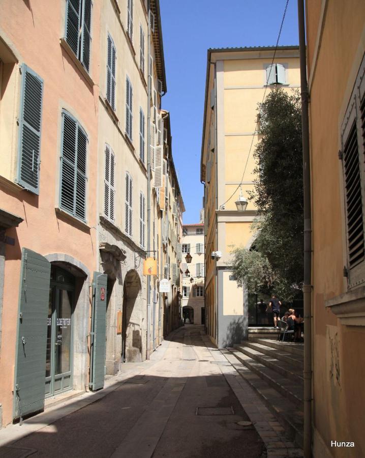 Loft 80M2 En Plein Coeur De La Vieille Ville 3 Etoiles Toulon Dış mekan fotoğraf