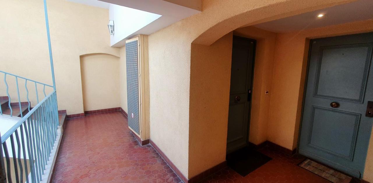 Loft 80M2 En Plein Coeur De La Vieille Ville 3 Etoiles Toulon Dış mekan fotoğraf