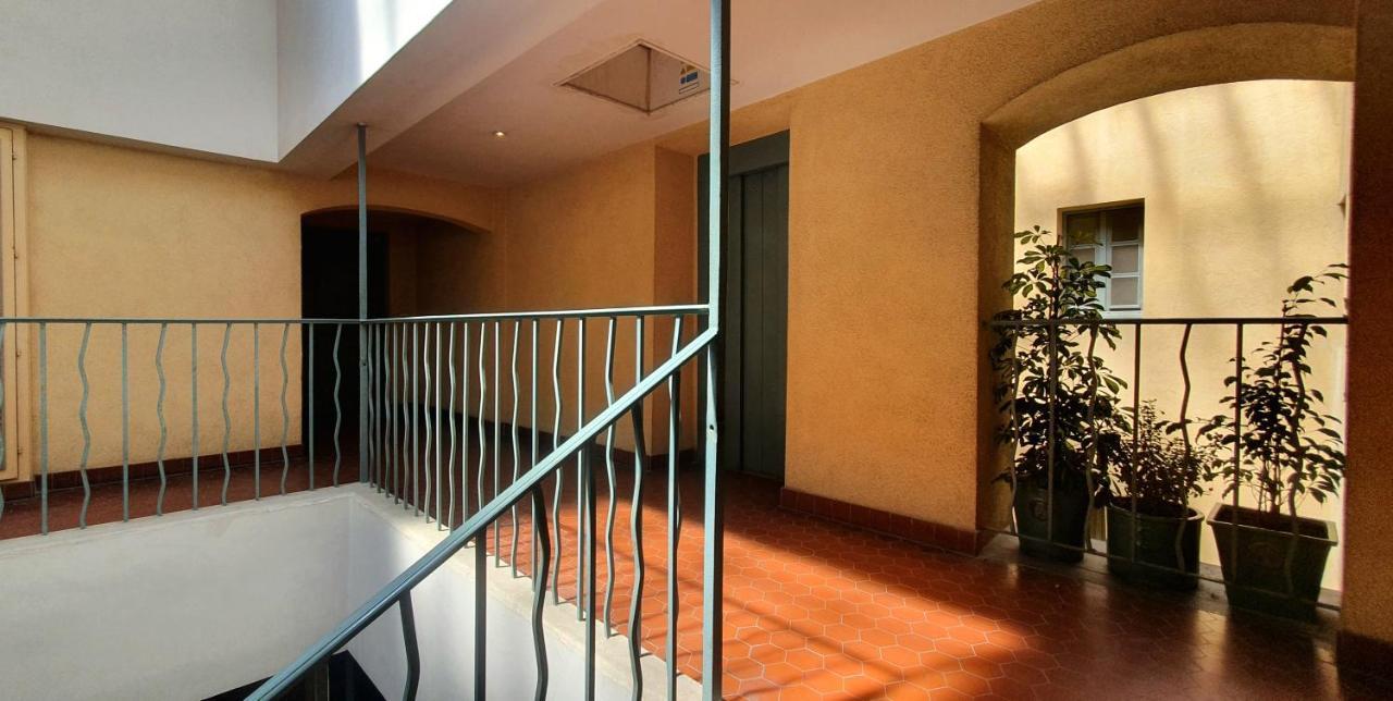 Loft 80M2 En Plein Coeur De La Vieille Ville 3 Etoiles Toulon Dış mekan fotoğraf