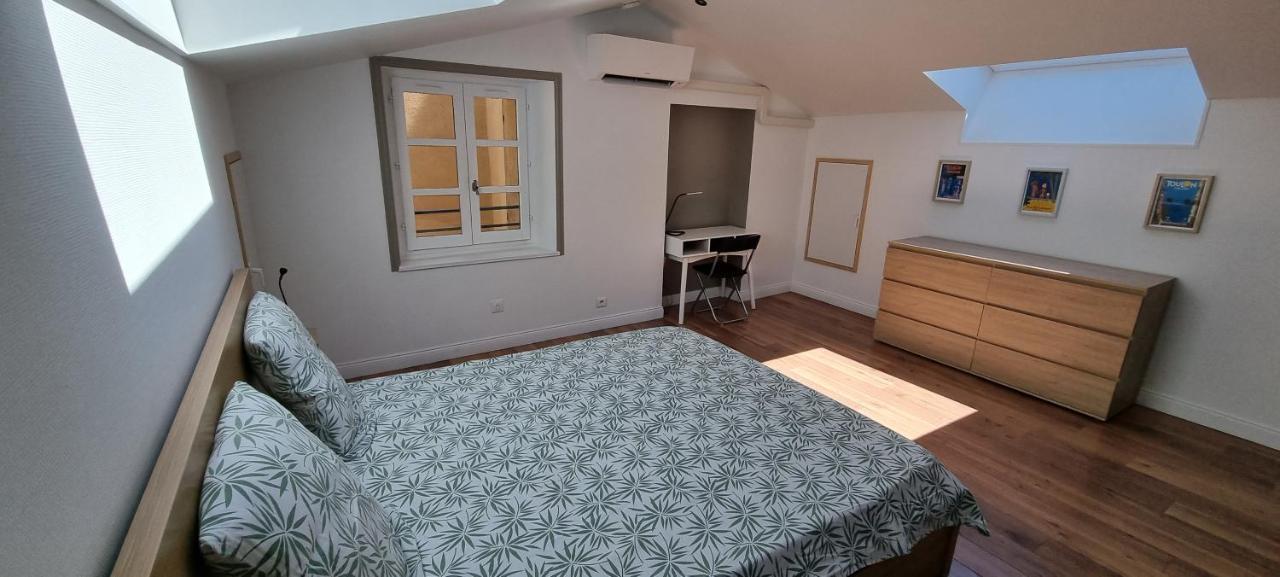 Loft 80M2 En Plein Coeur De La Vieille Ville 3 Etoiles Toulon Dış mekan fotoğraf